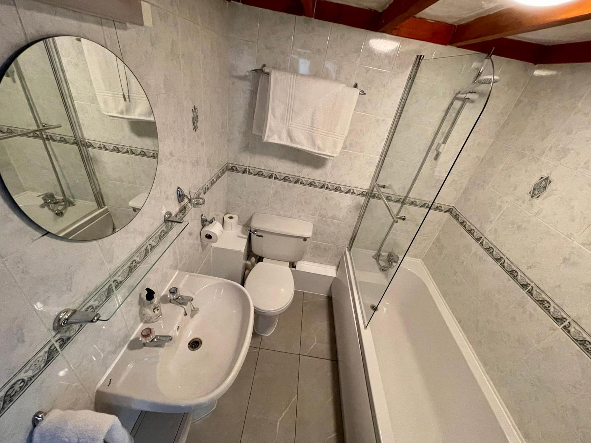 Snowdonia Cottages كونوي الغرفة الصورة